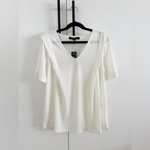 SOLD Banana Republic White Crepe Blouse XXS